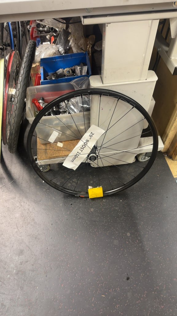 Shimano 29" Front Boost Bicycle Wheel - 110mm