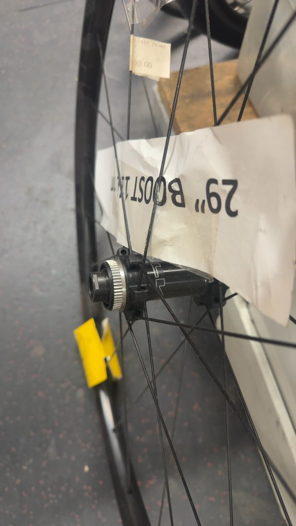Shimano 29" Front Boost Bicycle Wheel - 110mm