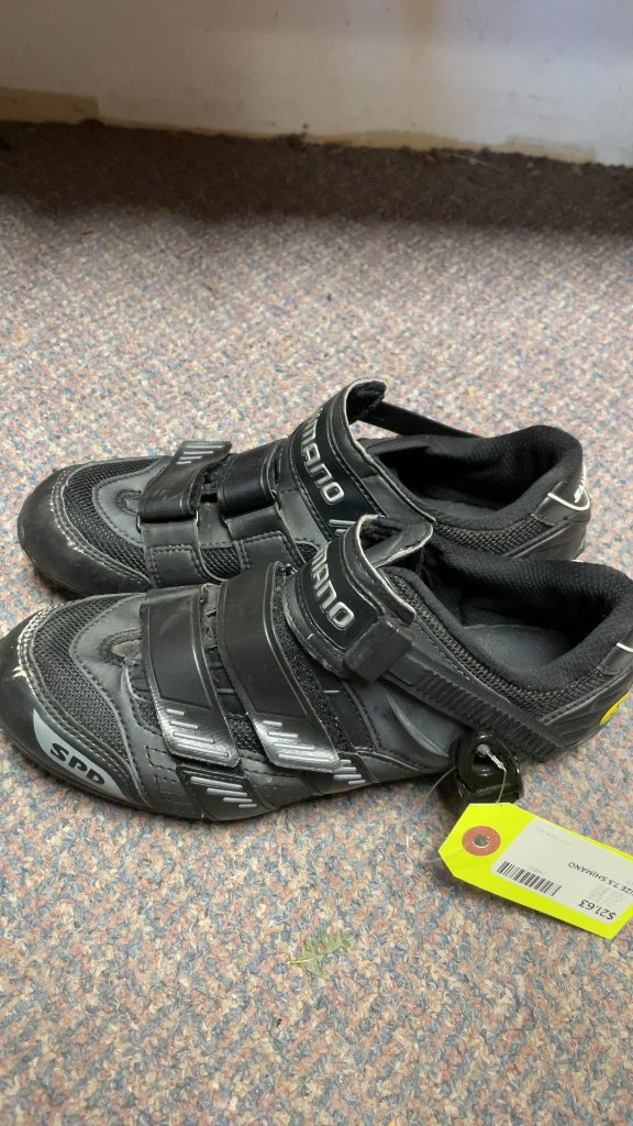 Shimano Black SPD Cycling Shoes Size 7.5