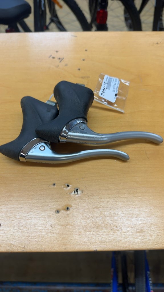 Shimano Dura-Ace BL-7402 Road Brake Levers