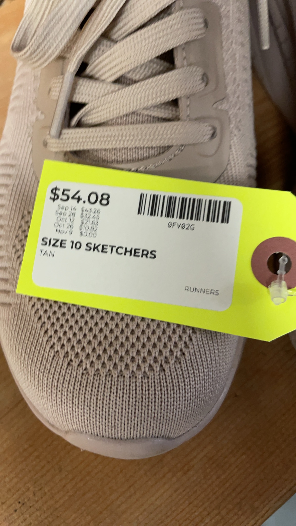 Skechers Bobs Size 10 Tan Runners