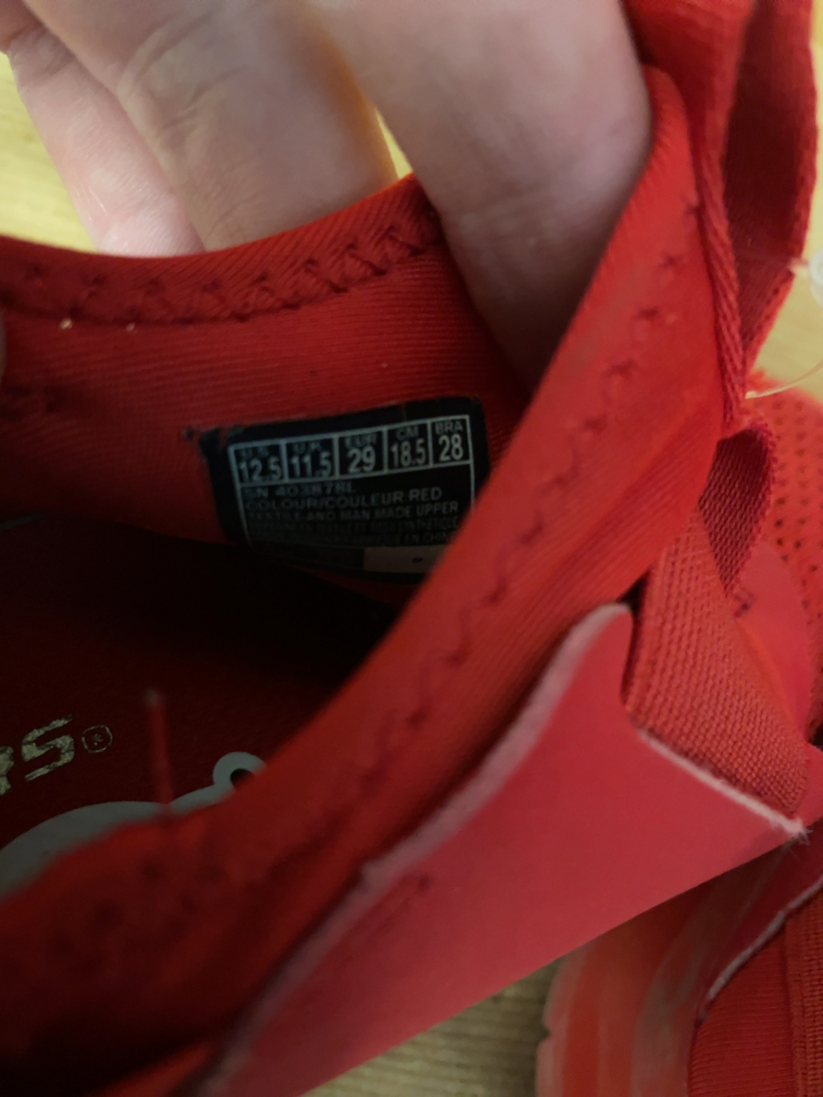 Skechers GOrun Fast Size 12.5C Red Runners
