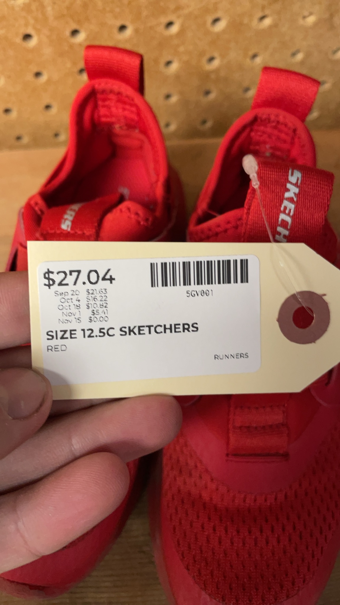 Skechers GOrun Fast Size 12.5C Red Runners