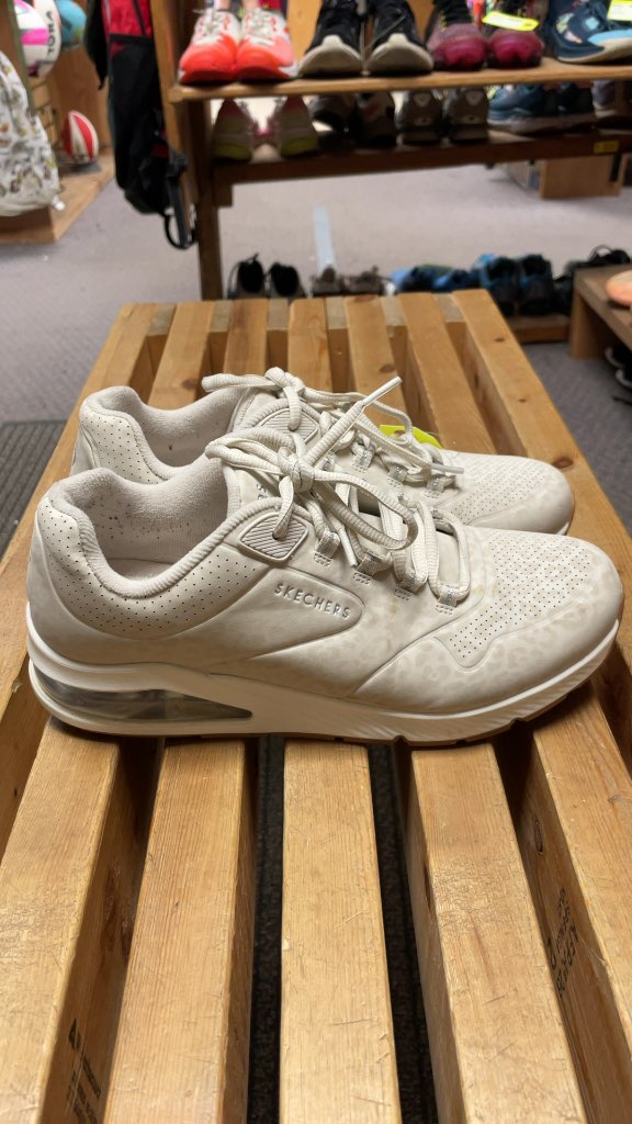 Skechers Ladies Size 10 Runners