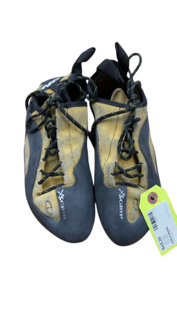 Snake Rock Climbing Shoes - image 1