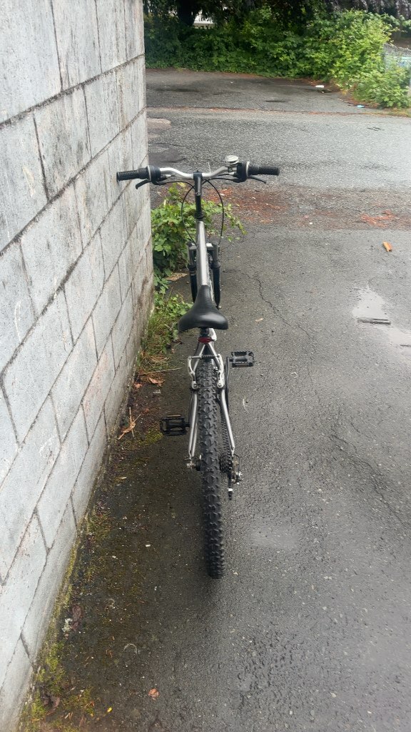 Sportek Mountain Bike Turnpike Grey Used 26"
