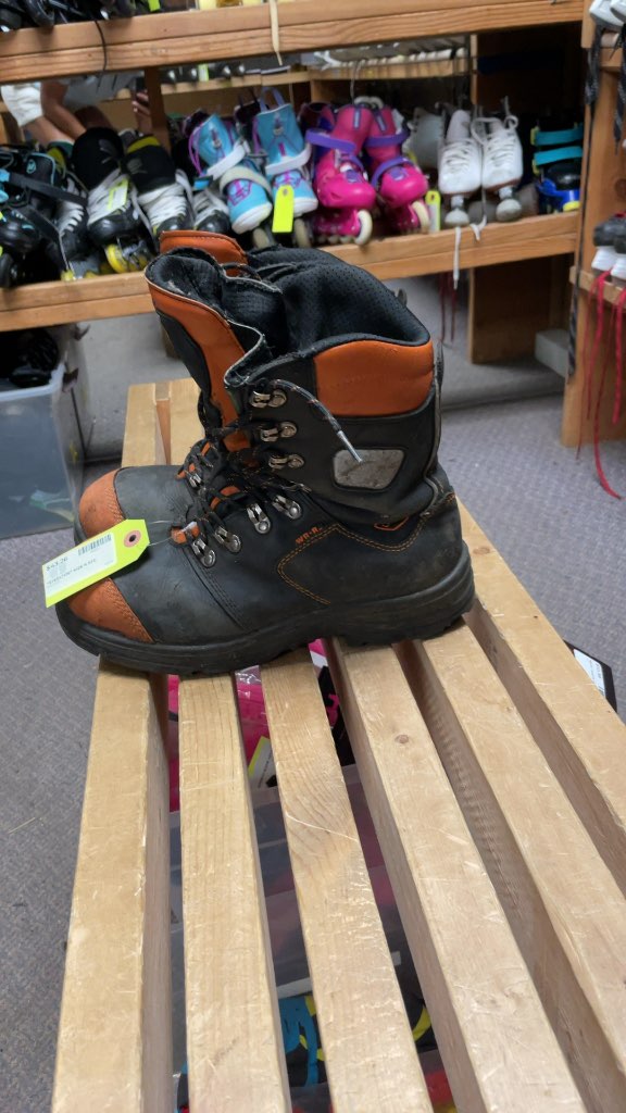 STC Steel Toe Work Boots - Size 9