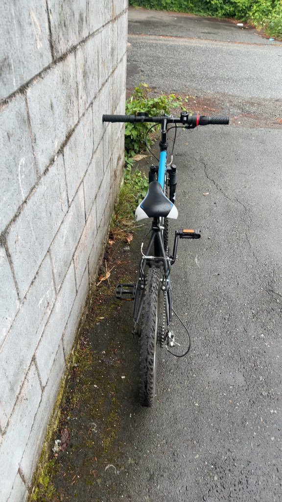 Supercycle Mountain Bike Impulse Black/Blue Good Condition 20"