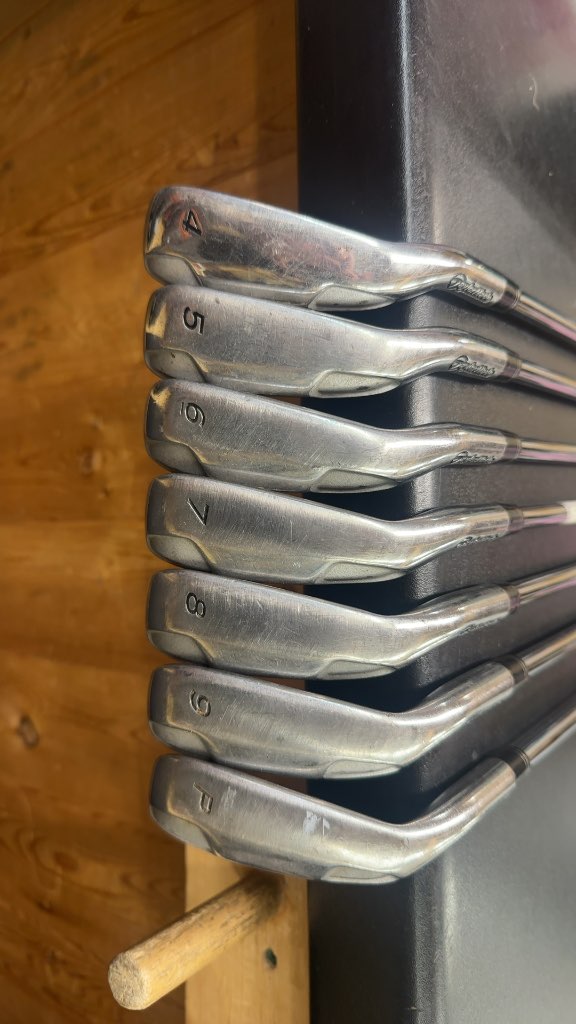 TaylorMade Burner Plus Iron Set 4-PW 7-Piece