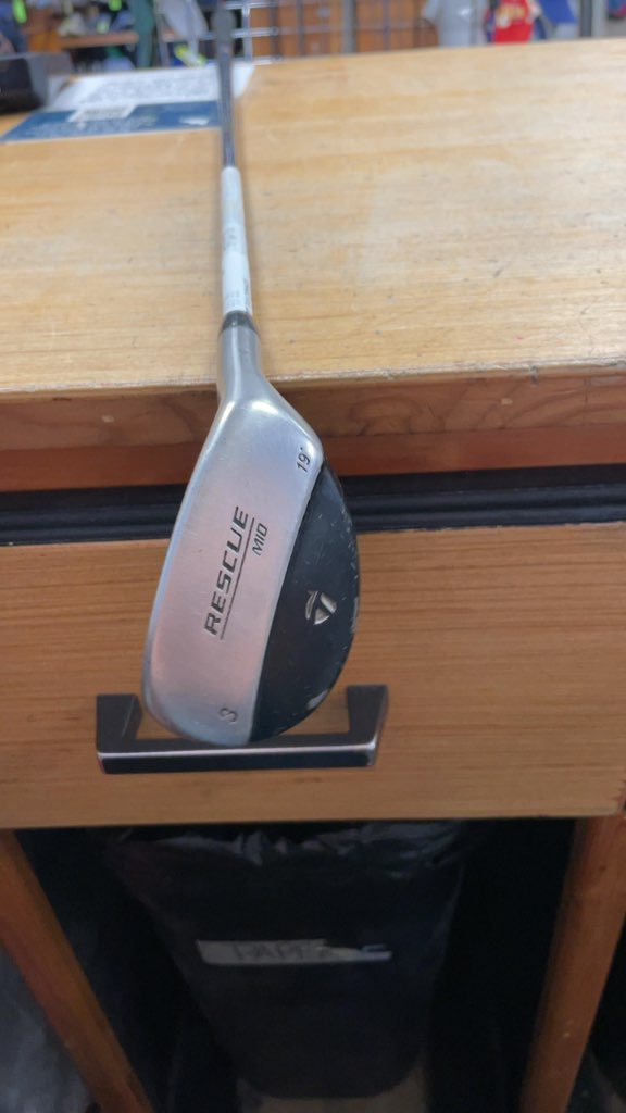 TaylorMade Rescue Mid 19° Hybrid #3