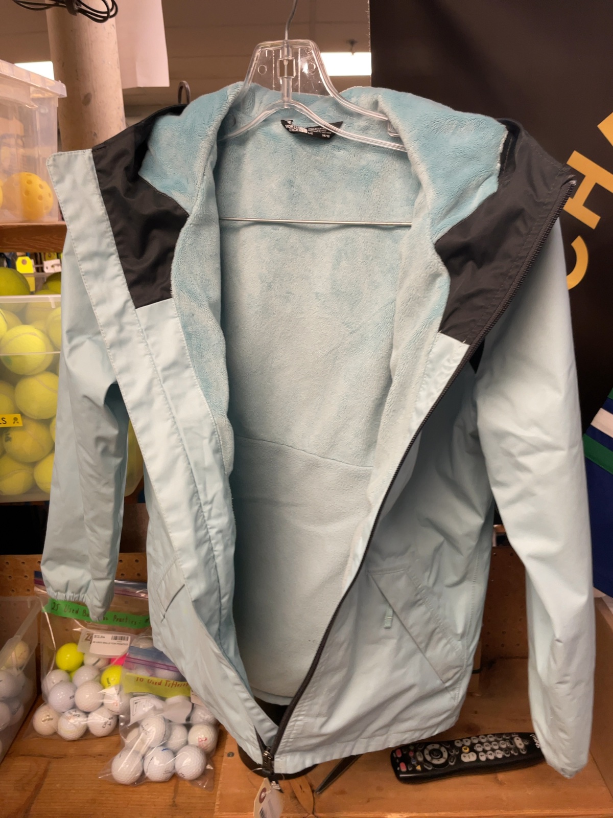 The North Face DryVent Girl's L (14/16) Rain Jacket