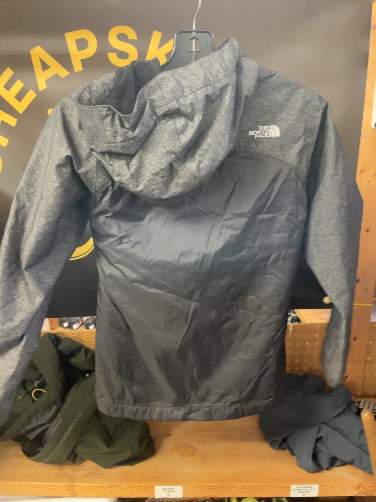 The North Face DryVent Rain Jacket Girl's M (10/12) Black/Grey