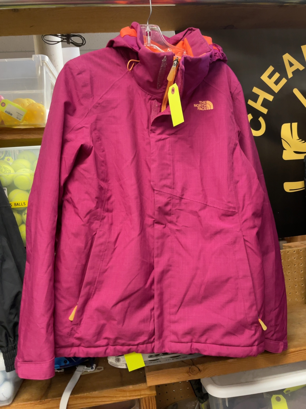 The North Face HyVent Large Ladies Ski Jacket