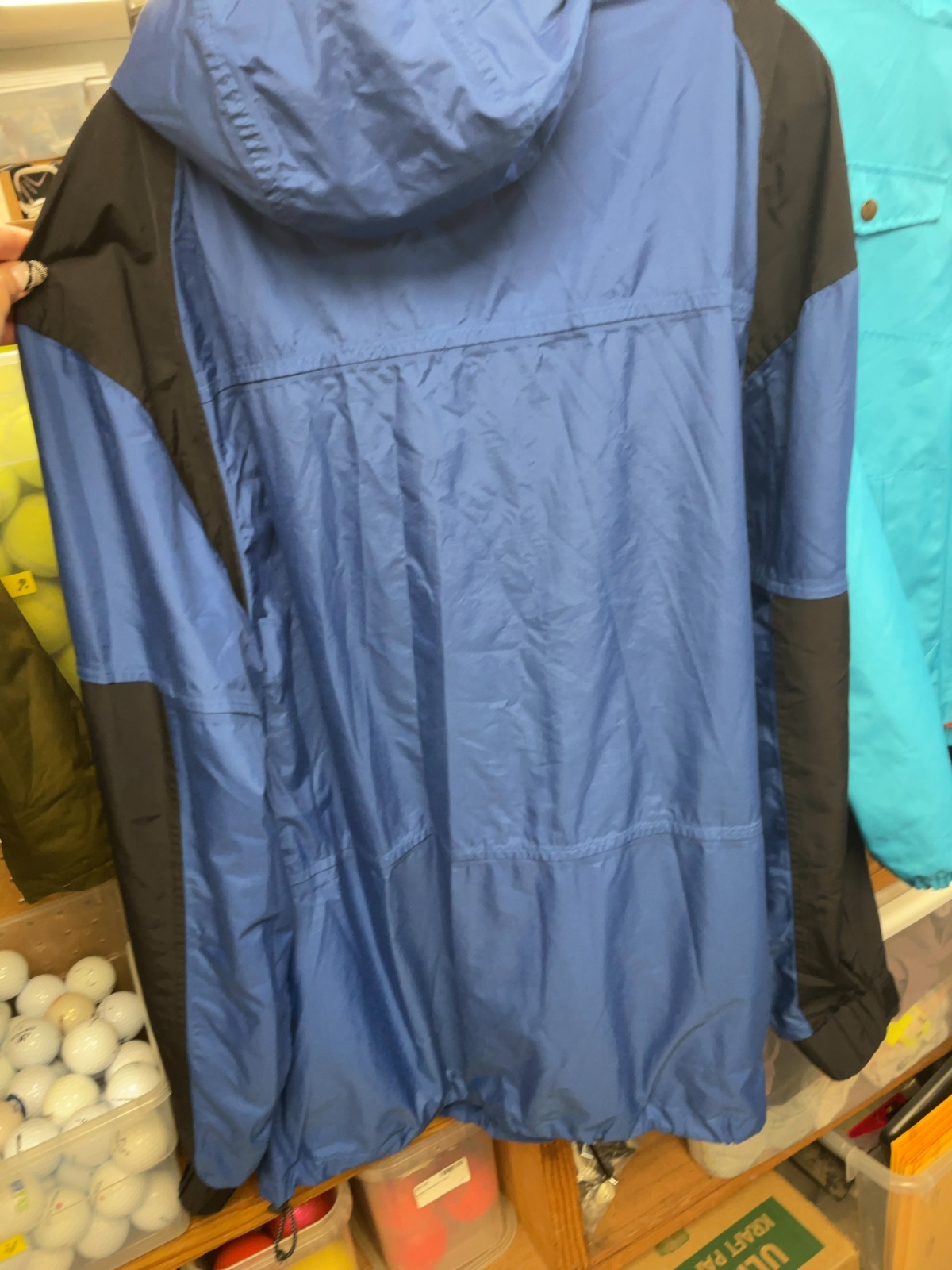 The North Face Summit Series Size L Rain Jacket