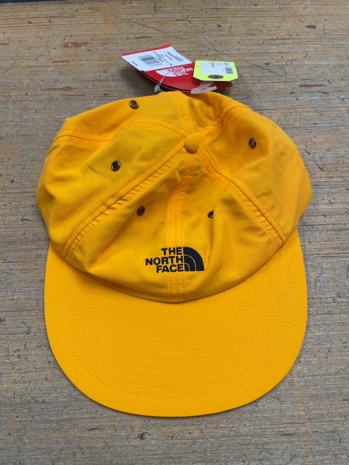 The North Face Throwback Tech Hat - Yellow