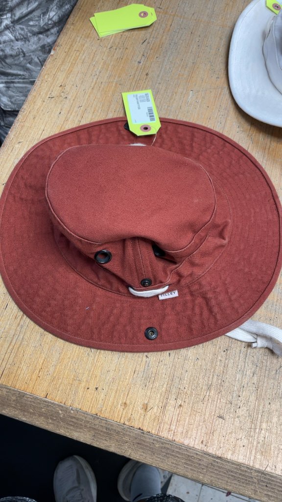 Tilley Heritage Hat 7 1/2 Red