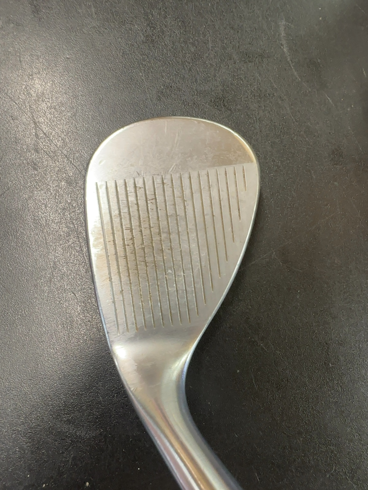 Titleist Vokey Design SM10 50° Wedge in very good shape