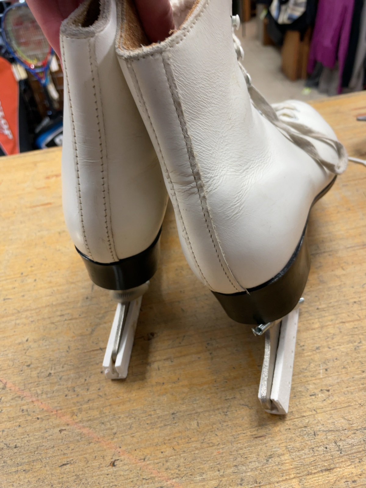 Trex Figure Skates Size 9 White