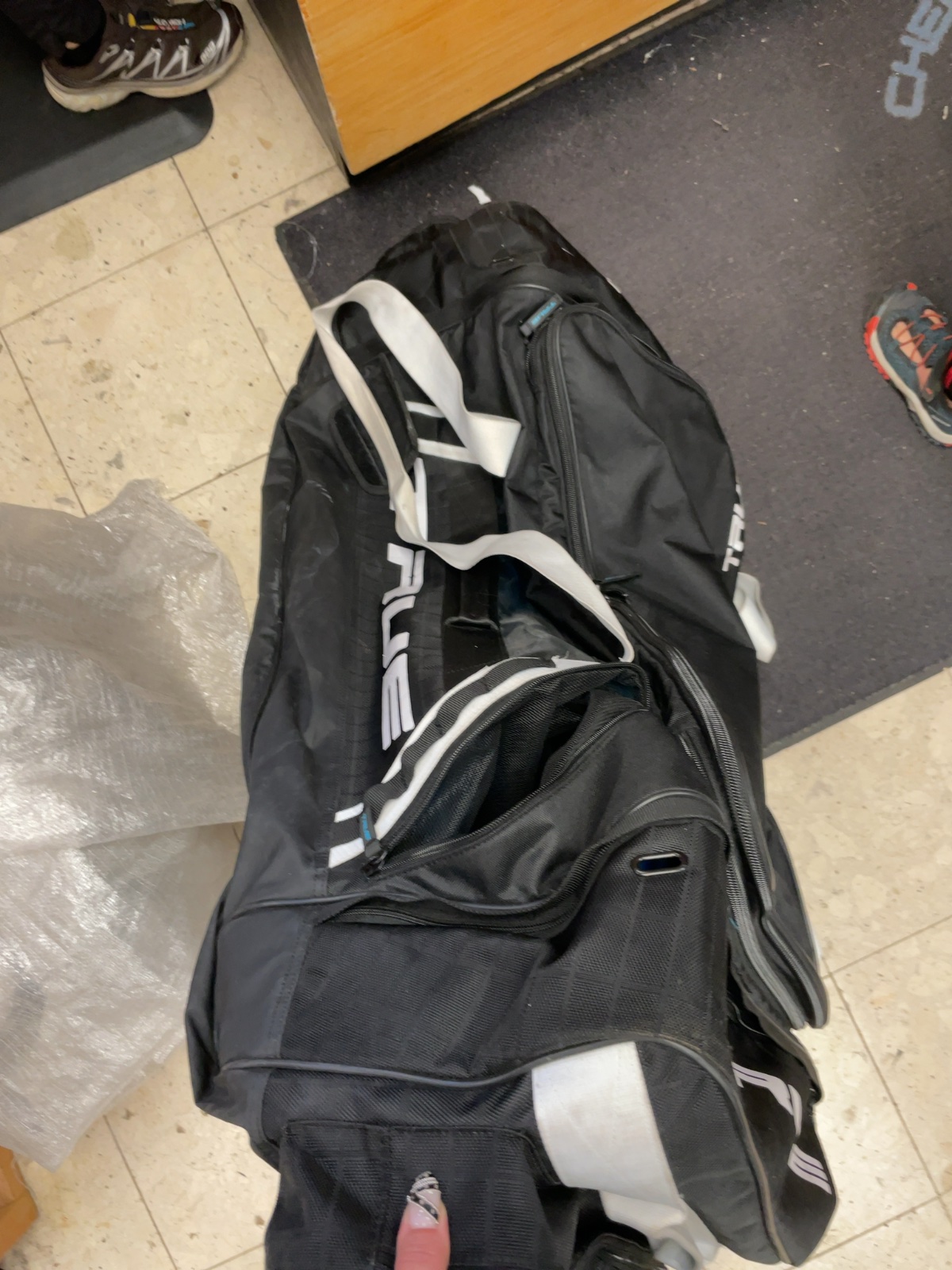 True Hockey Bag Black