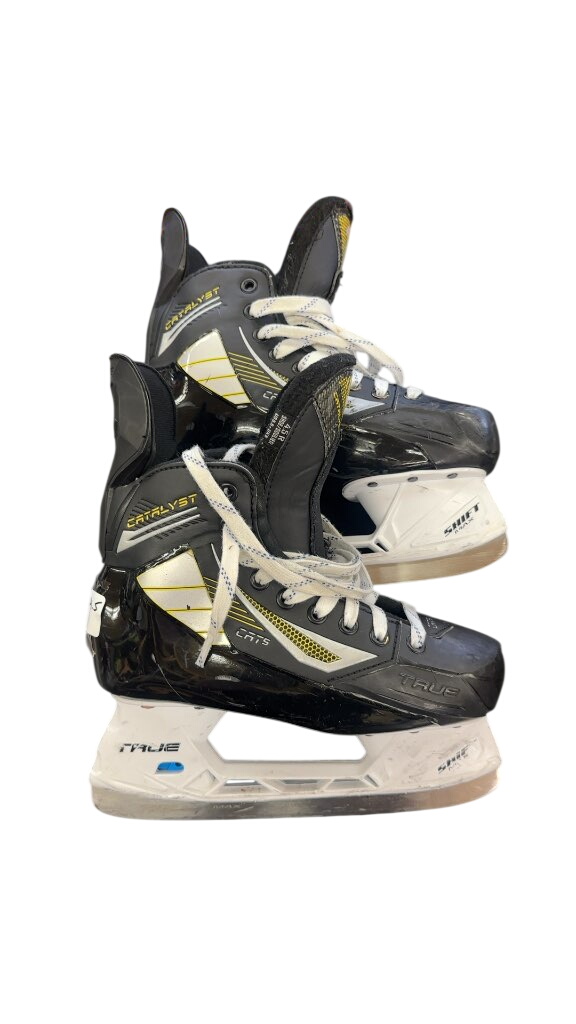 TRUE Hockey Skates Catalyst CAT5 Used Size 4.5