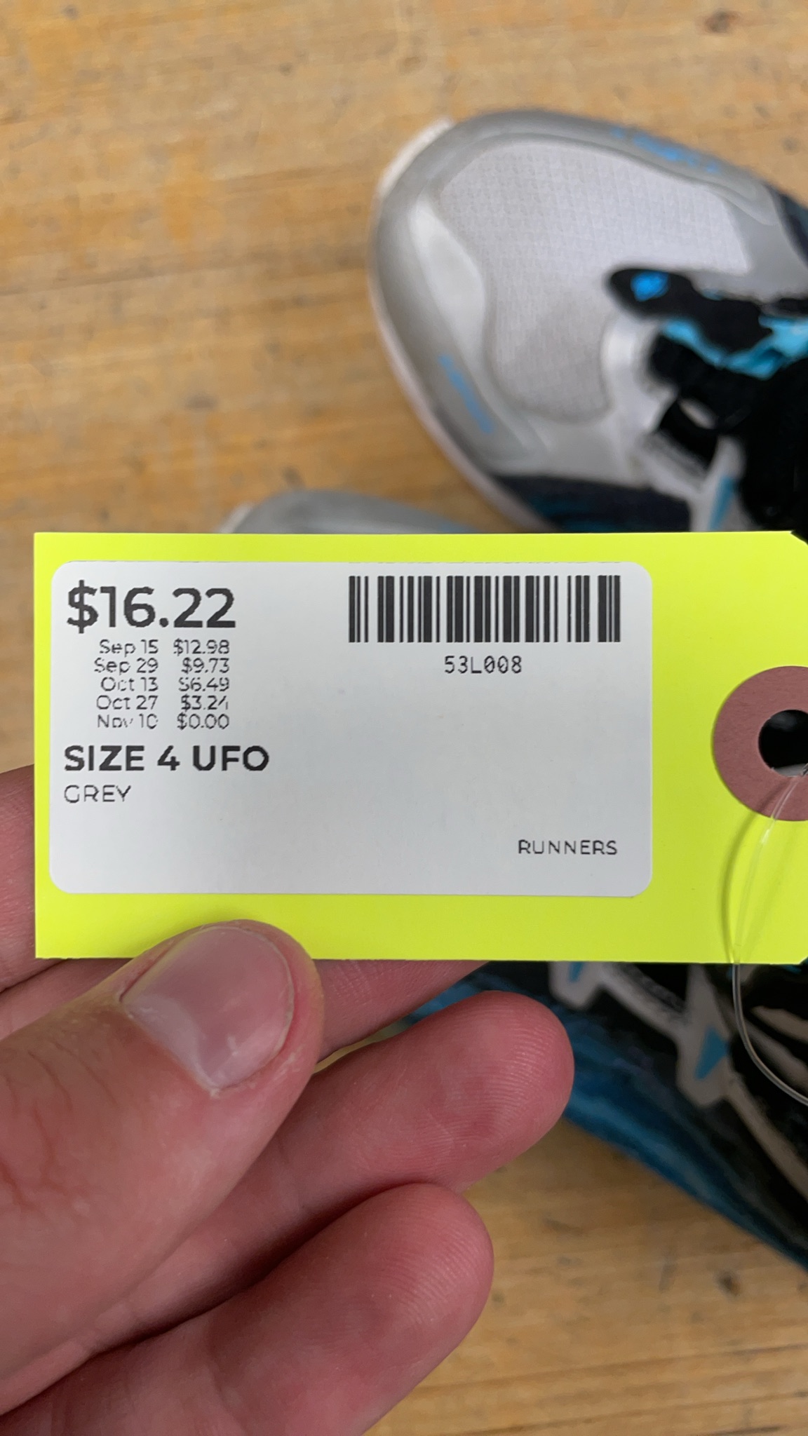 UFO Runners Size 4 Grey/Blue with Habu Dial