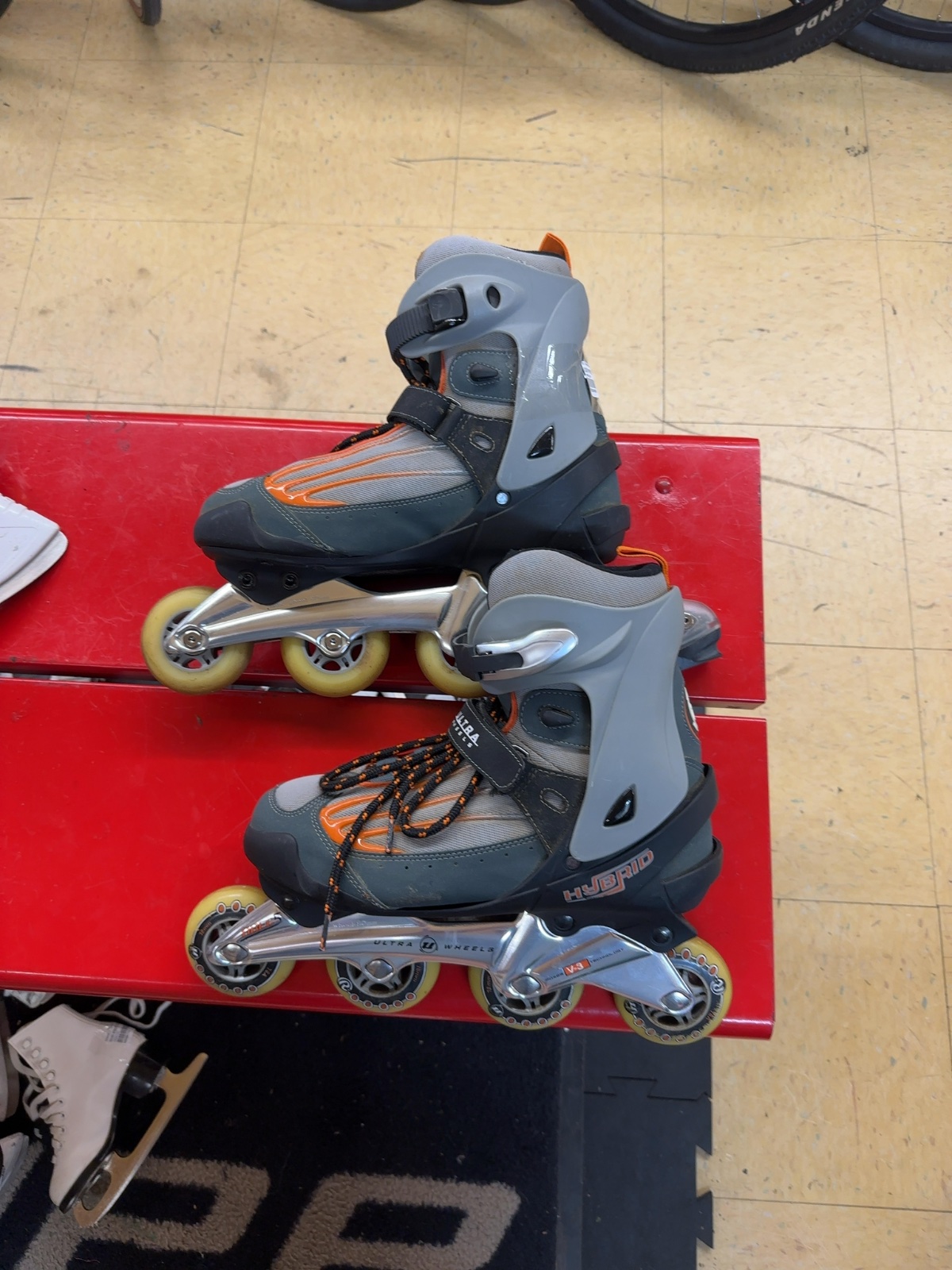 Ultra Wheels Hybrid V-3 Inline Skates - Size 10.5