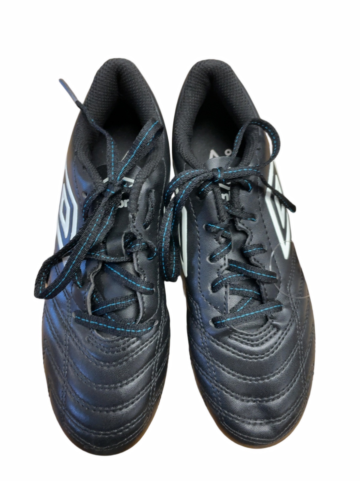 Umbro Stadia Size 2 Black and Blue Soccer Cleats