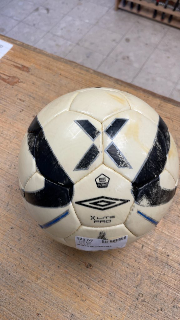 Umbro X Lite Pro Soccer Ball Size 5