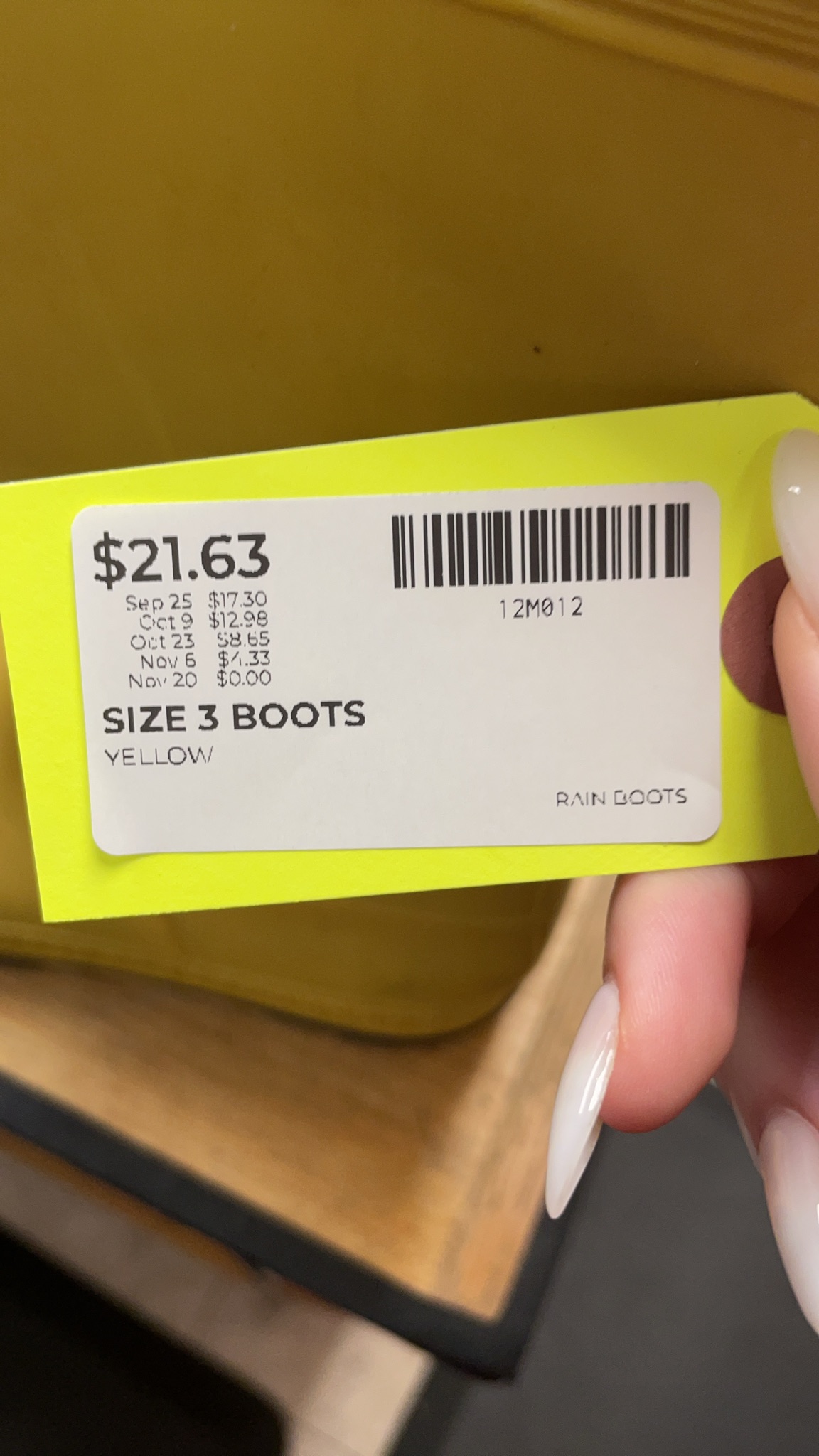Unbranded Rain Boots Size 3 Yellow