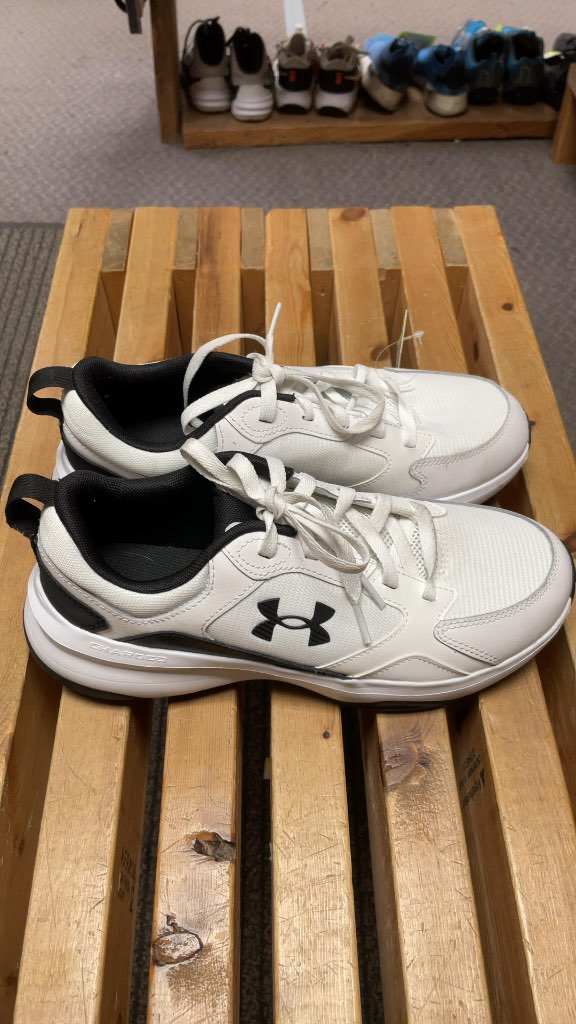Under Armour Charged Runners - White - Size 9