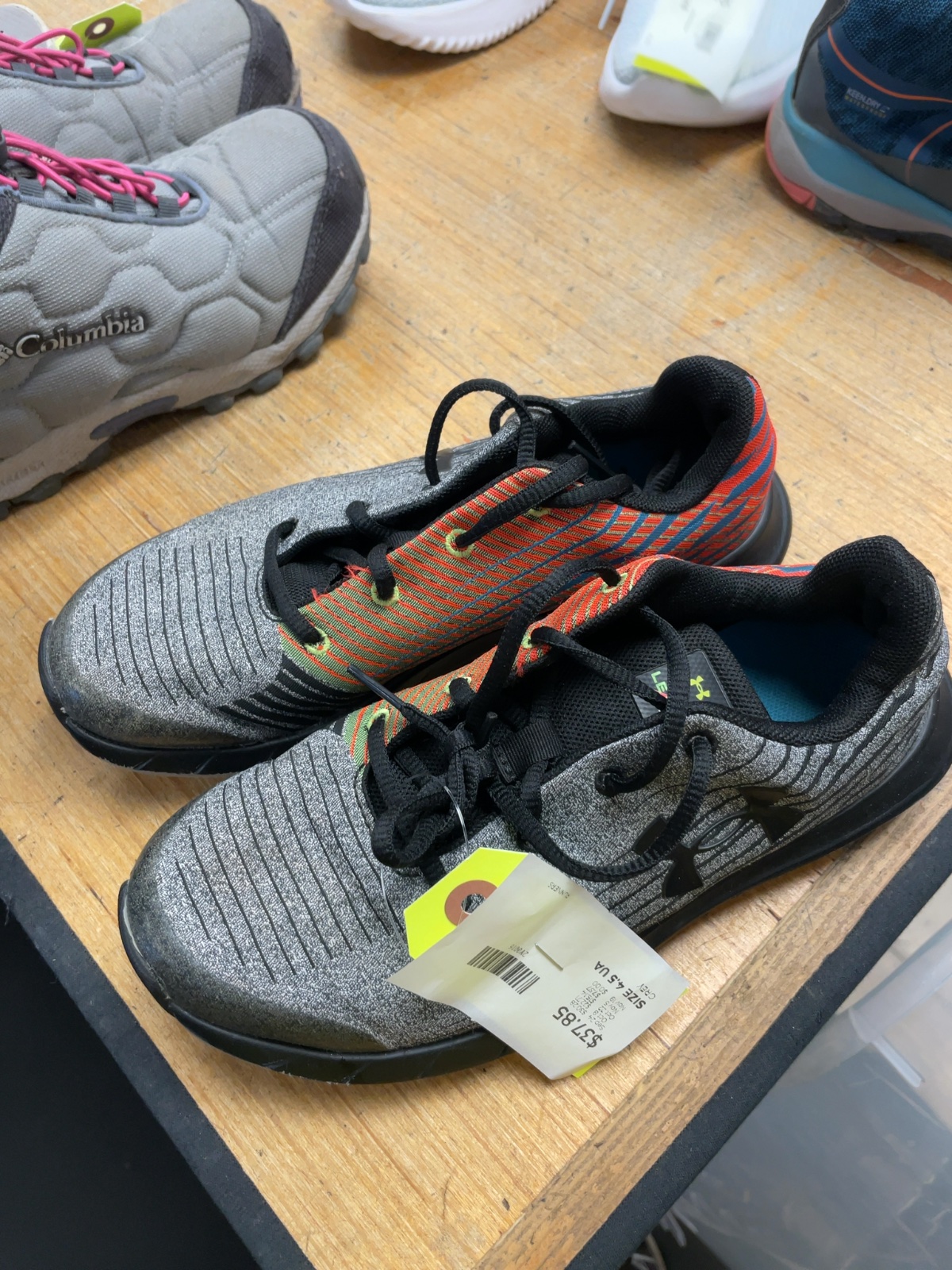 Under Armour Level X Series Size 4.5 UA Running Shoes