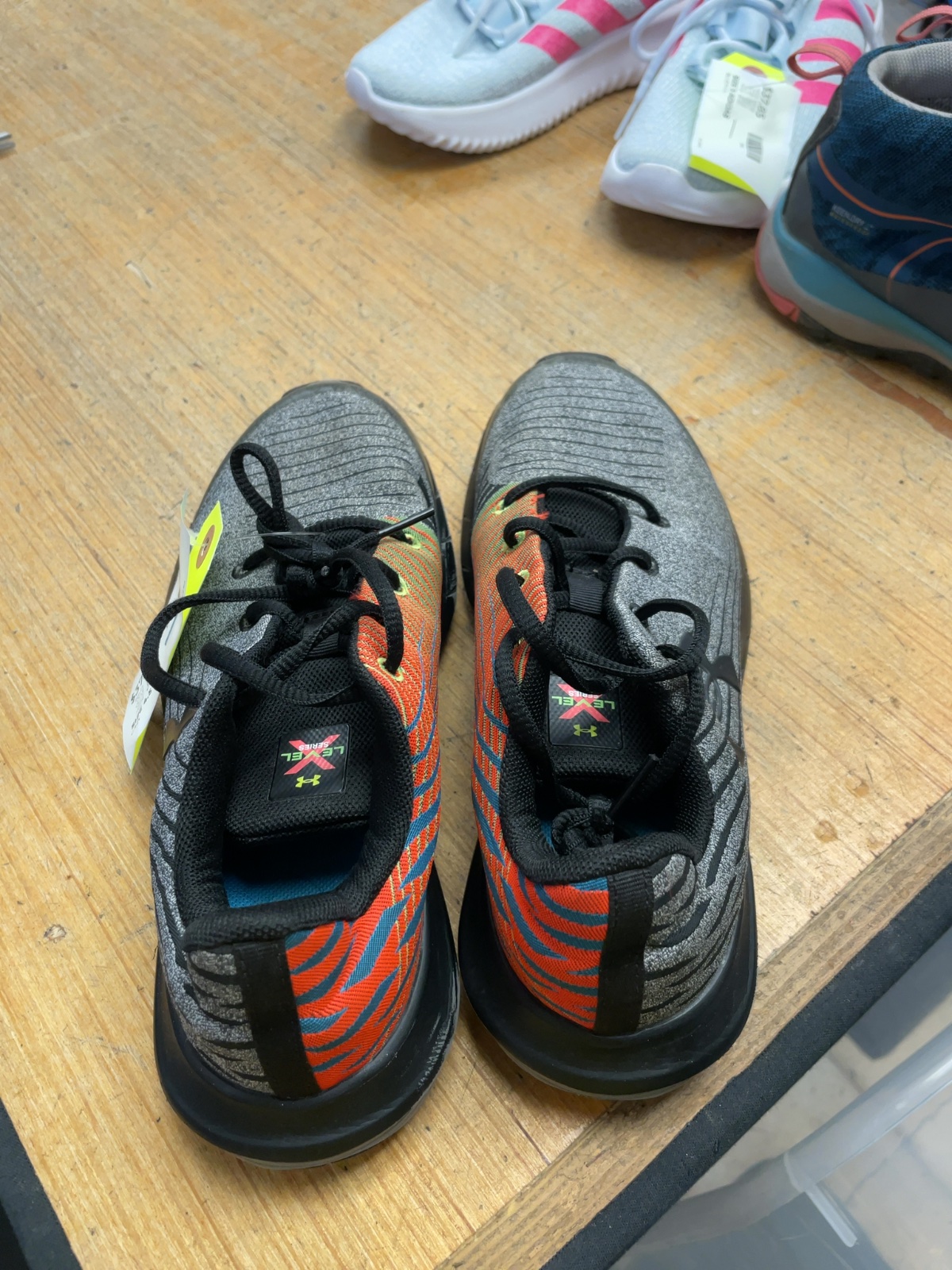 Under Armour Level X Series Size 4.5 UA Running Shoes