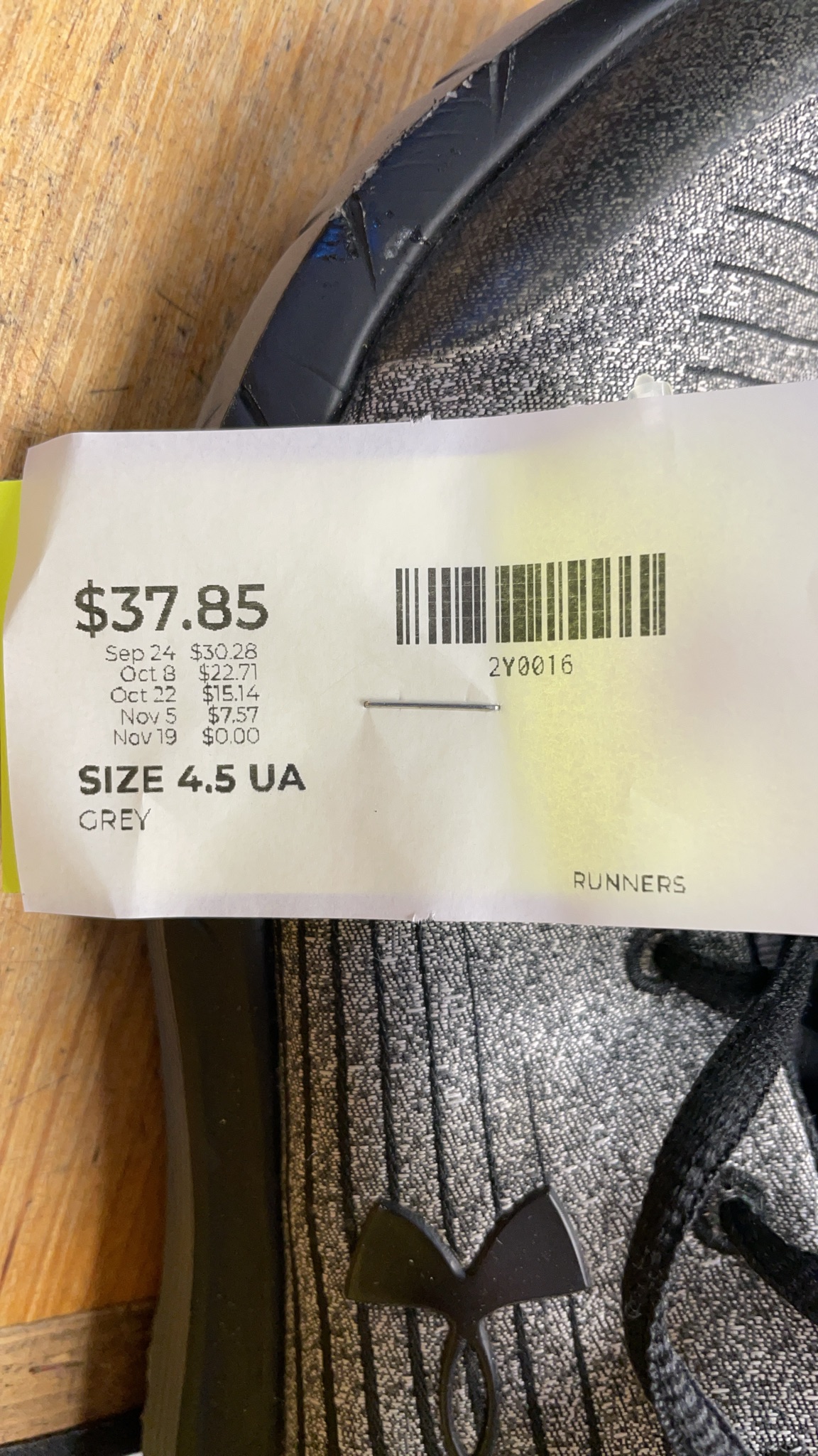 Under Armour Level X Series Size 4.5 UA Running Shoes