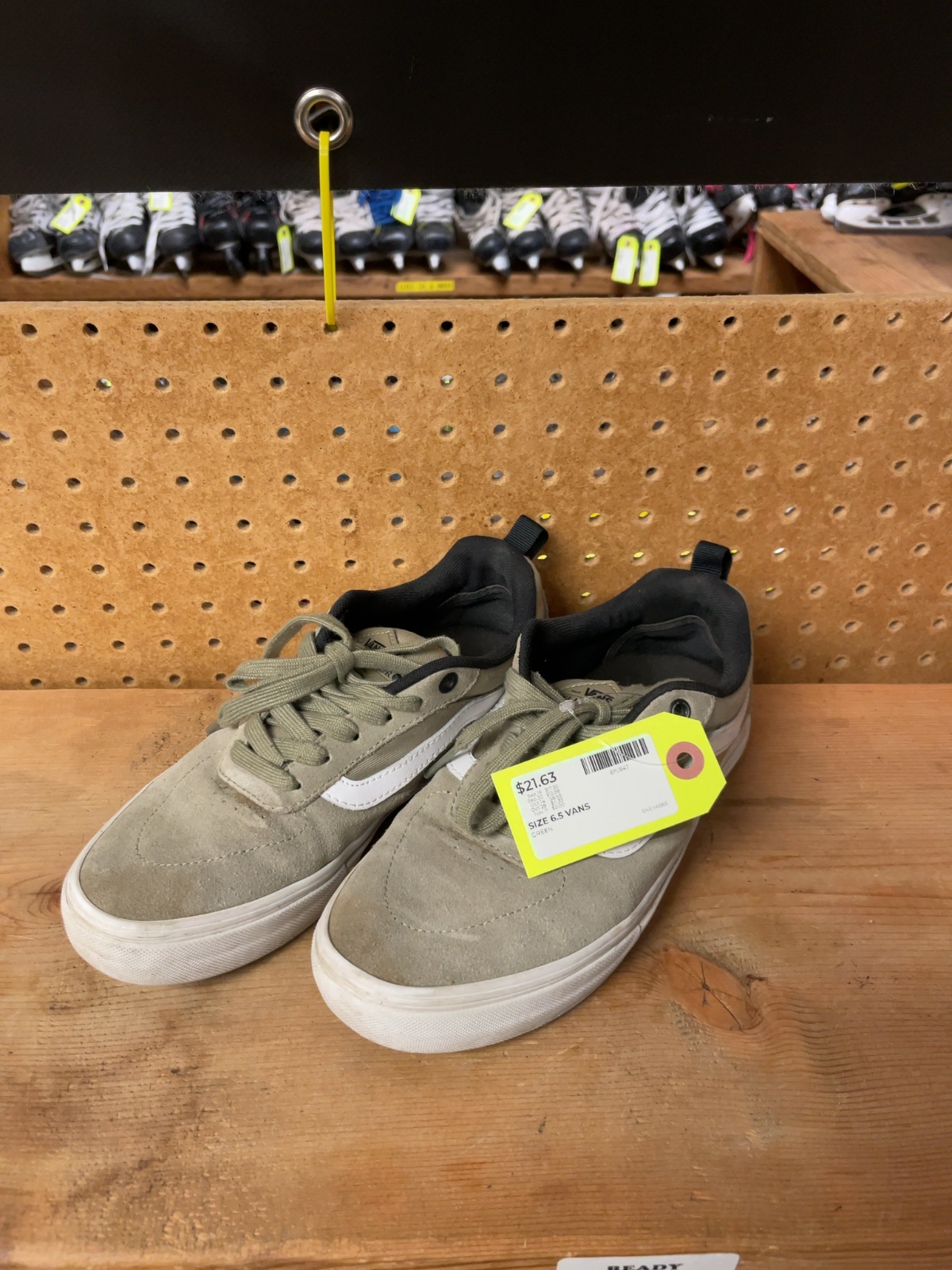 Vans Sneakers Size 6.5 Green Suede