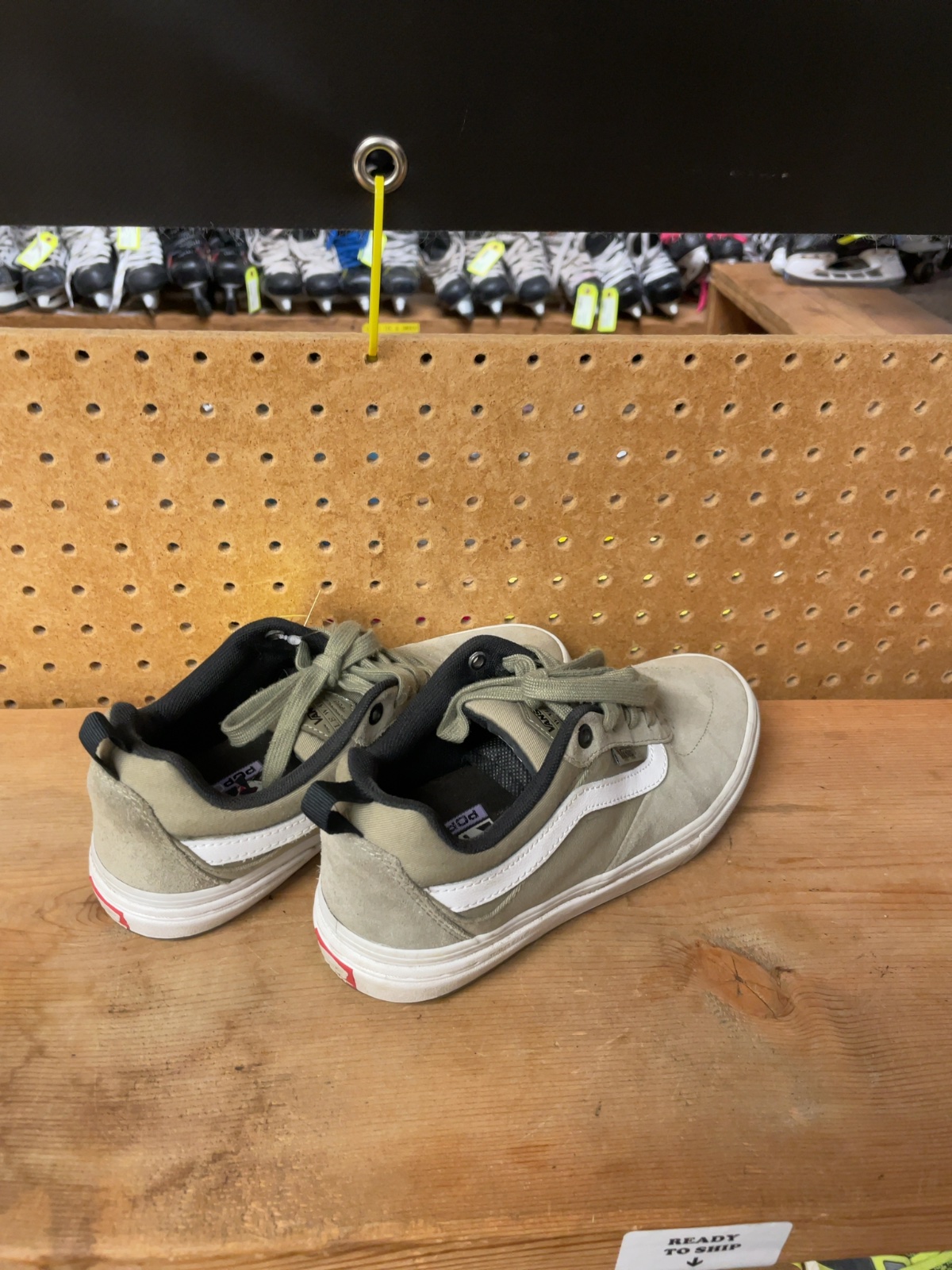 Vans Sneakers Size 6.5 Green Suede