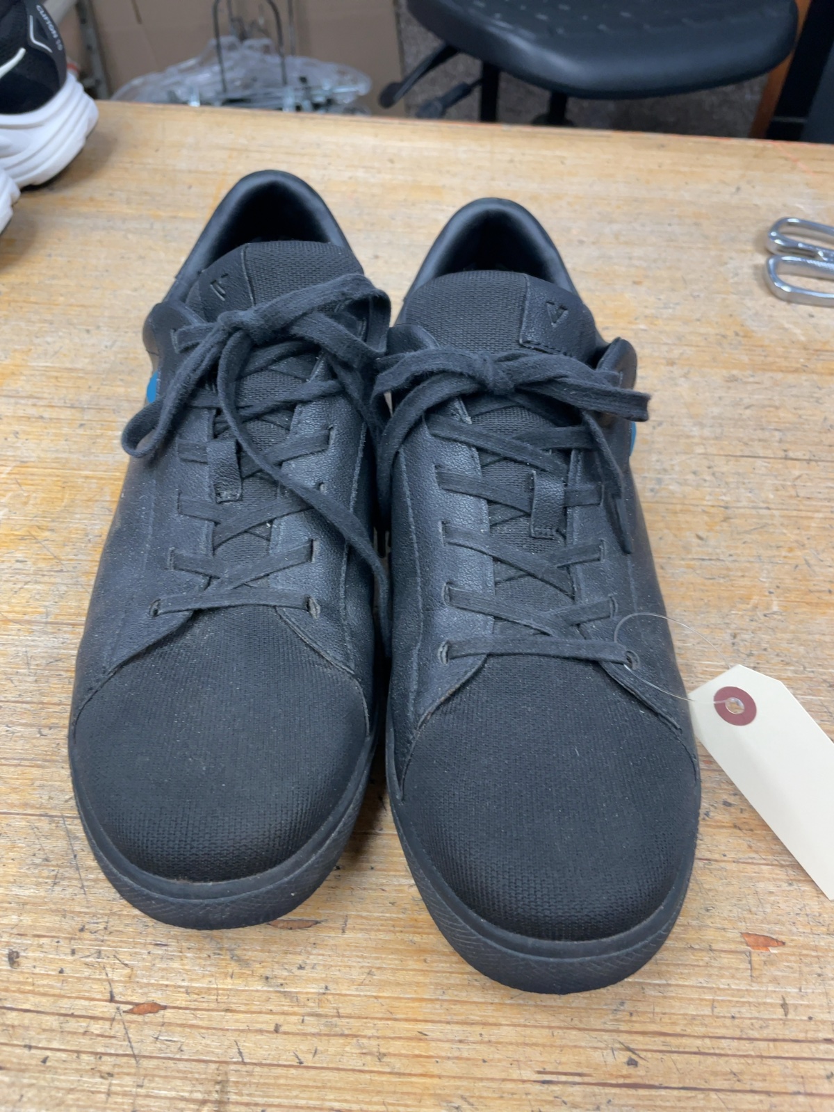 Vessi Sneakers Size 11 Black - image 1