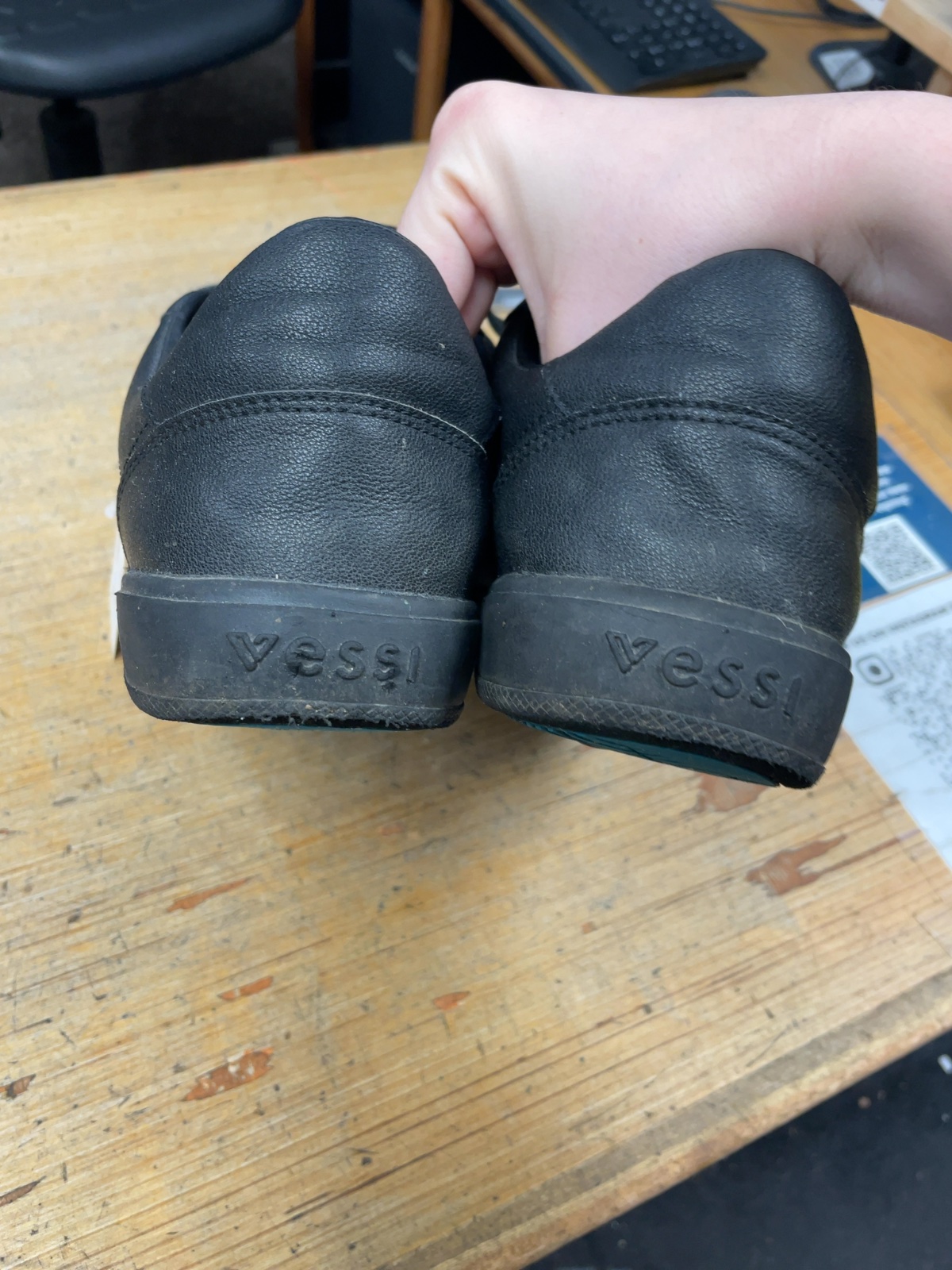 Vessi Sneakers Size 11 Black