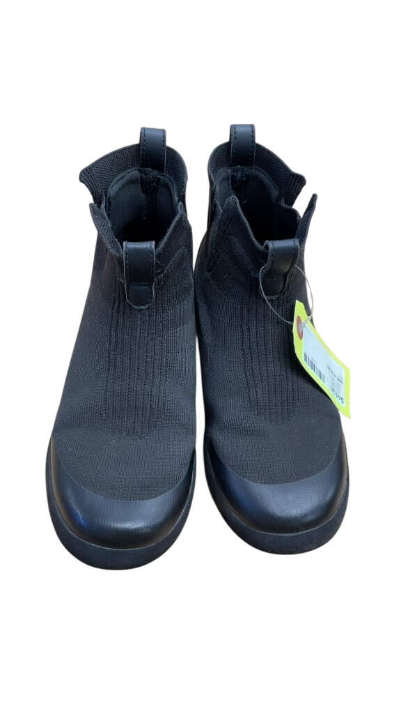 Vessi Waterproof Chelsea Sneakers - Black - Size 4