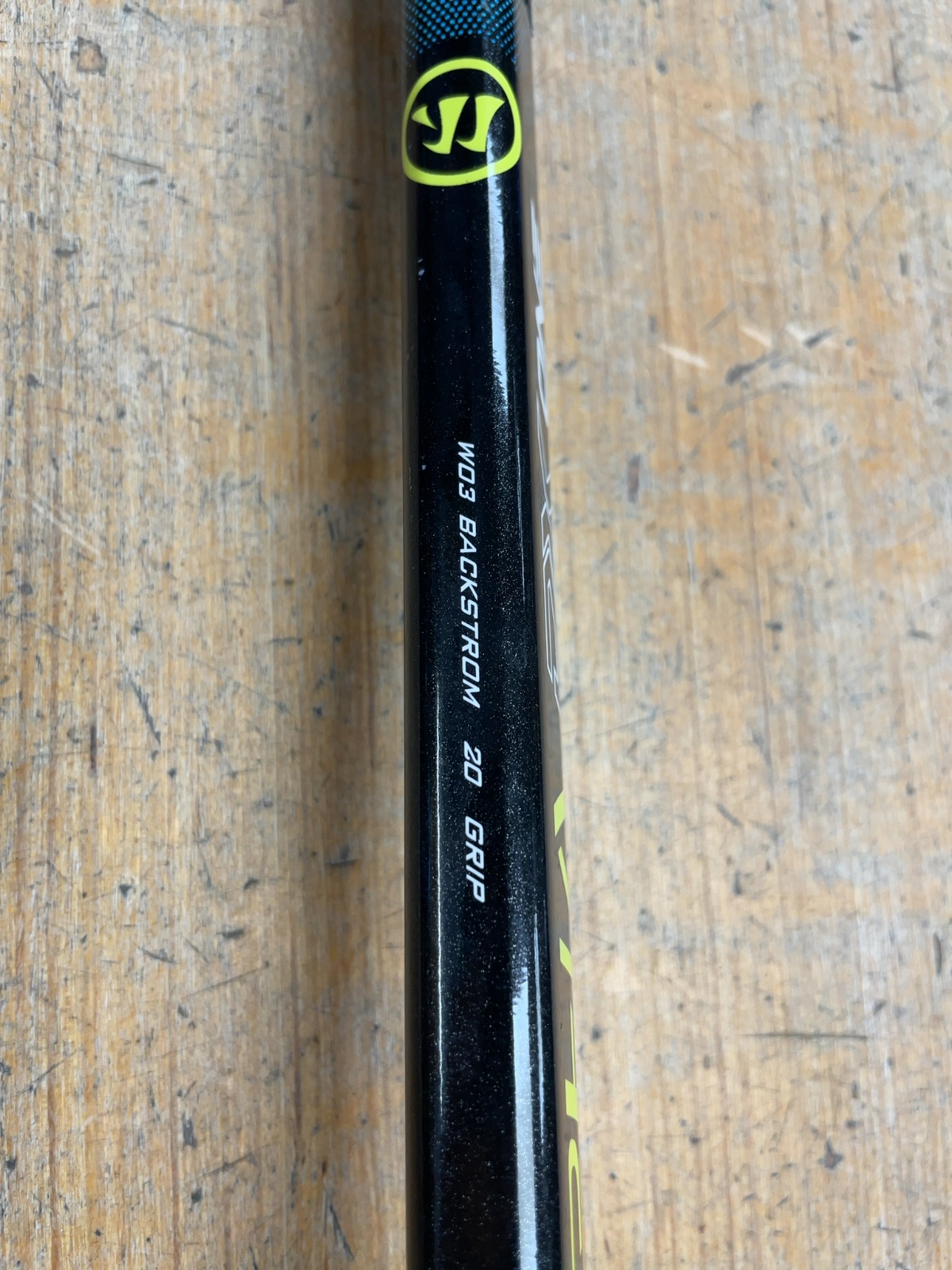Warrior Alpha DX One 20 Flex RH Hockey Stick