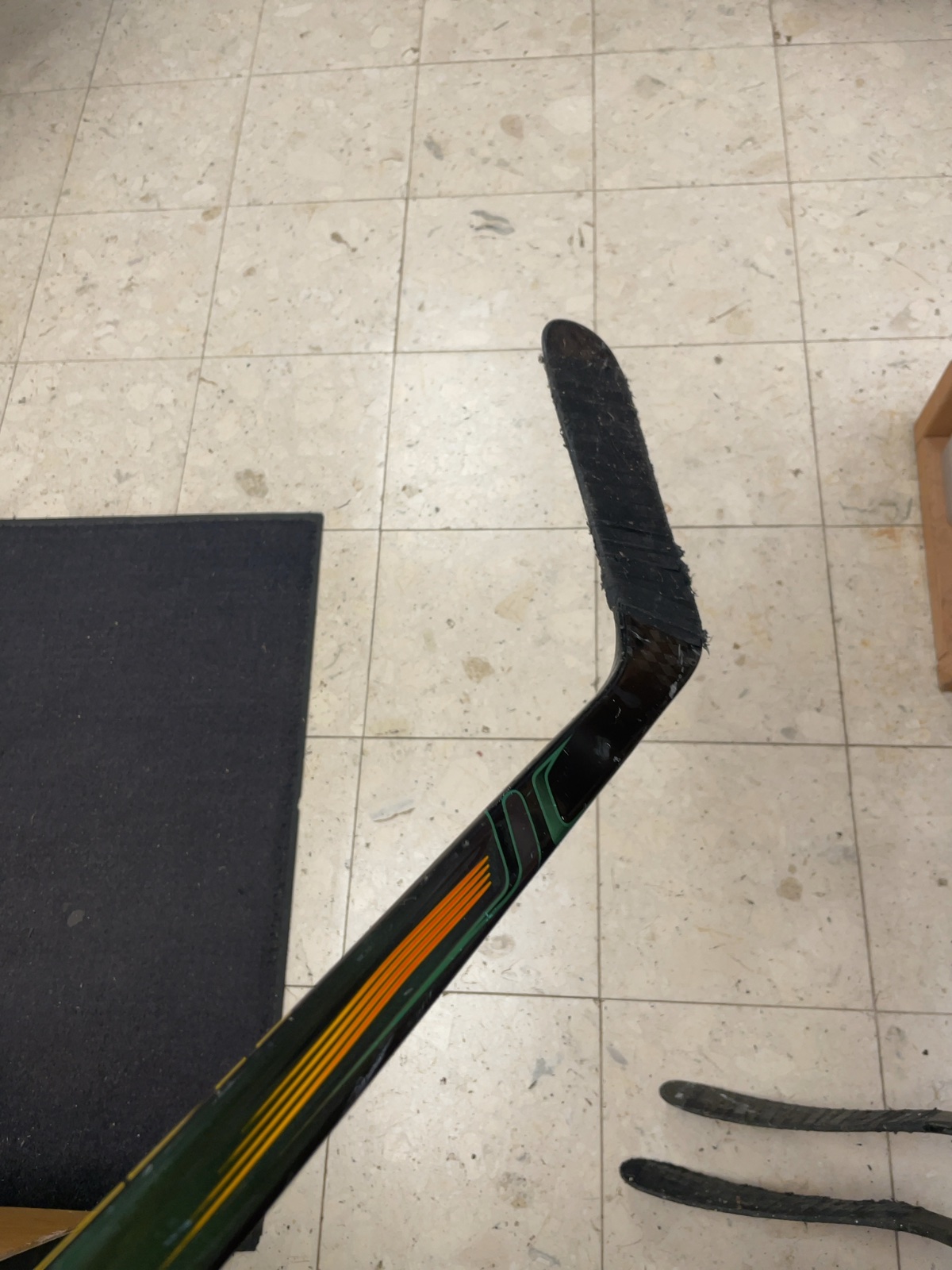 Warrior LH Hockey Stick - Green/Orange