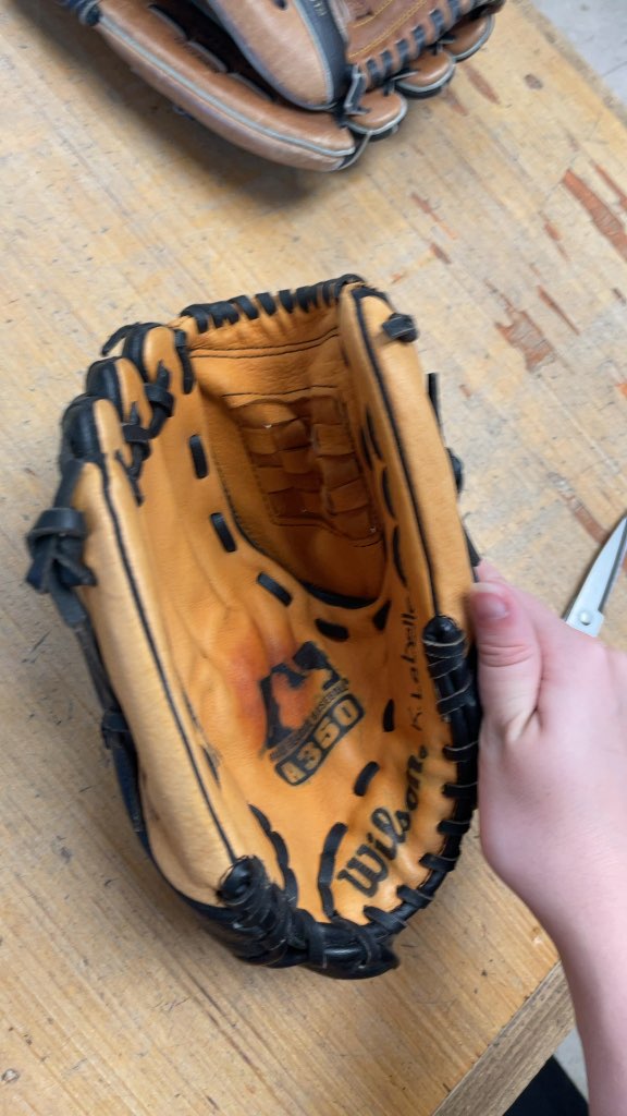 Wilson A350 11.5" Right Hand Throw Baseball Glove