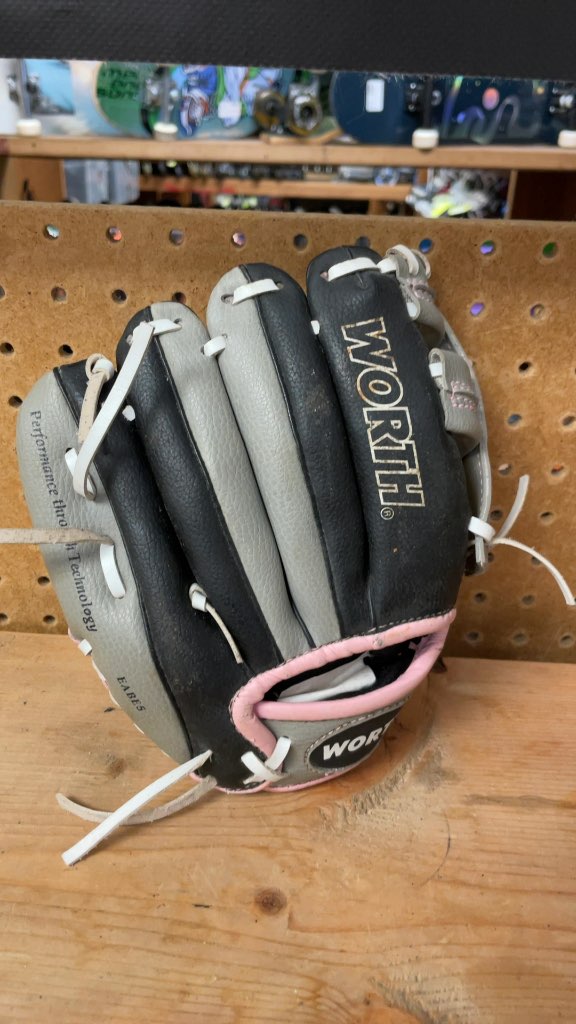 Worth Storm 9" Left Hand Baseball Glove - Grey/Pink