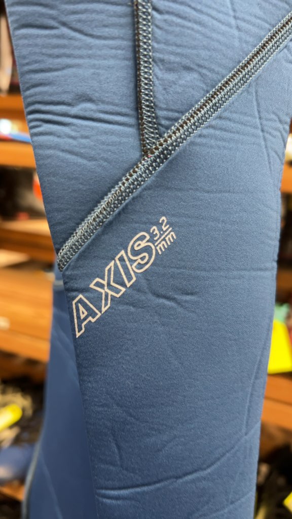 Xcel Axis 3.2mm Women's Wetsuit - Blue - Size Medium