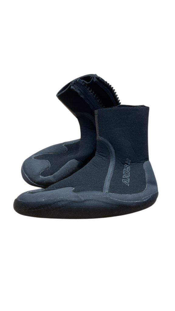 Xcel Axis 5mm Wetsuit Booties - Size 4 - image 1