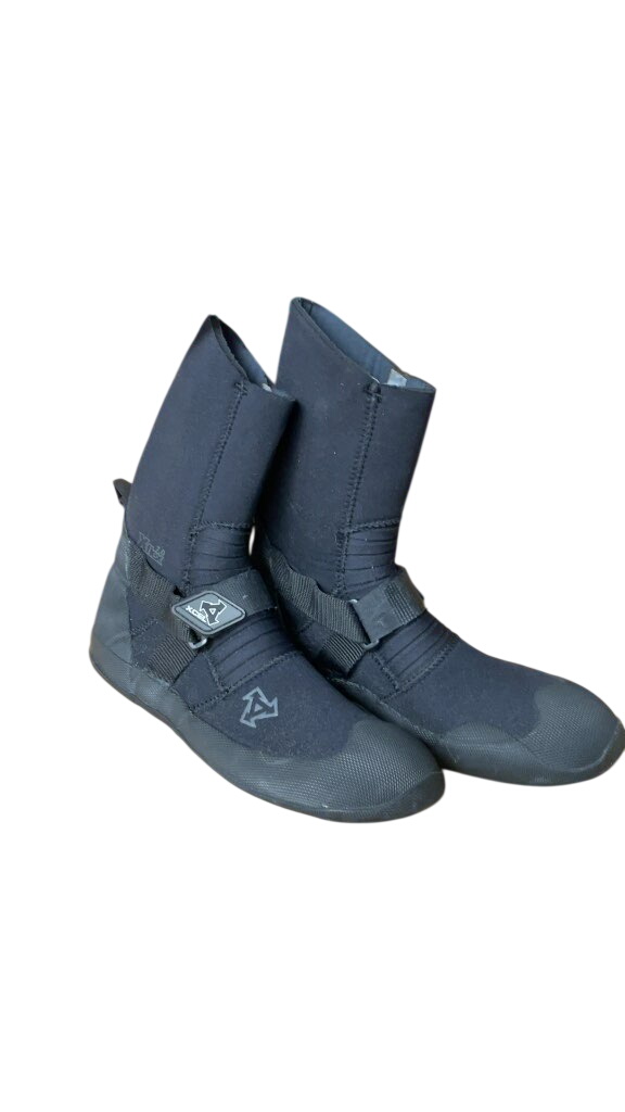 Xcel Xflex Neoprene Boots