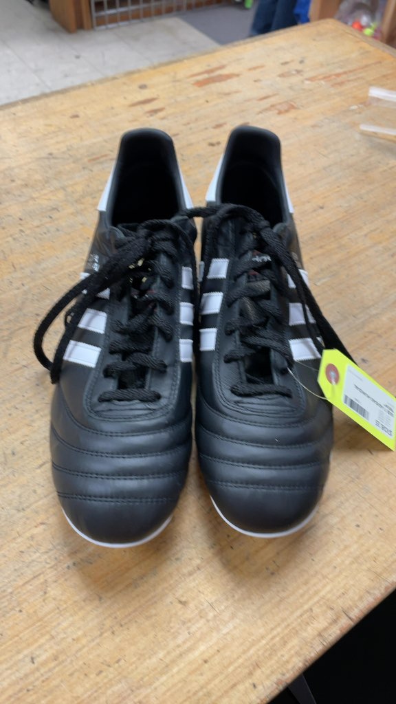 Adidas Copa Mundial Soccer Cleats - Size 11