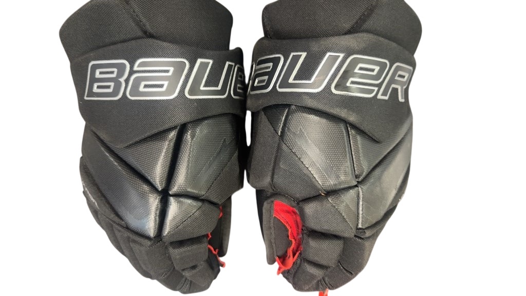 Bauer Vapor Fly 40 Hockey Gloves Used 14"excellent condition - image 1
