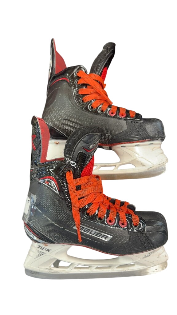 Bauer Vapor X-Shift Hockey Skates - Used - Size 2.5 D - image 1