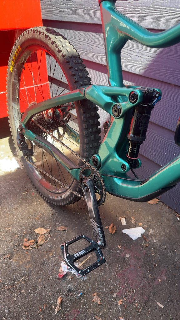 Devinci Troy Carbon 2019  Full Suspension Mountain Bike - Teal - image 1