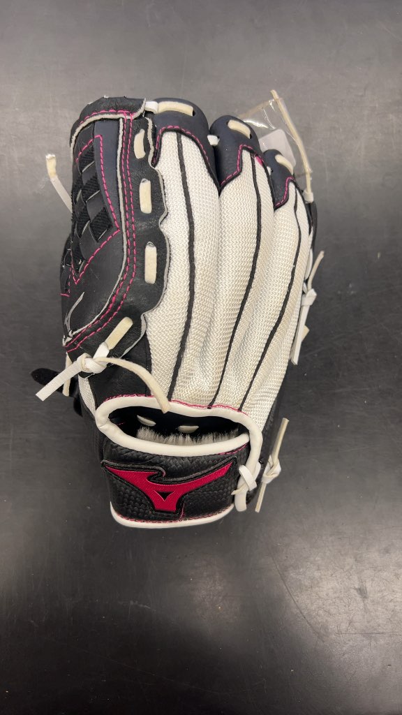 Mizuno Fast Pitch Finch Softball Glove Black/Pink Excellent Condition 10"